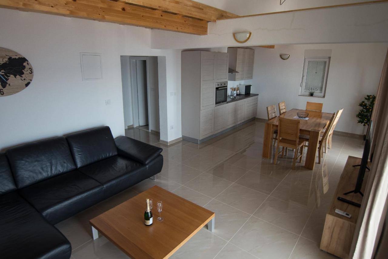 Villa Stipe Jesenice  Zewnętrze zdjęcie
