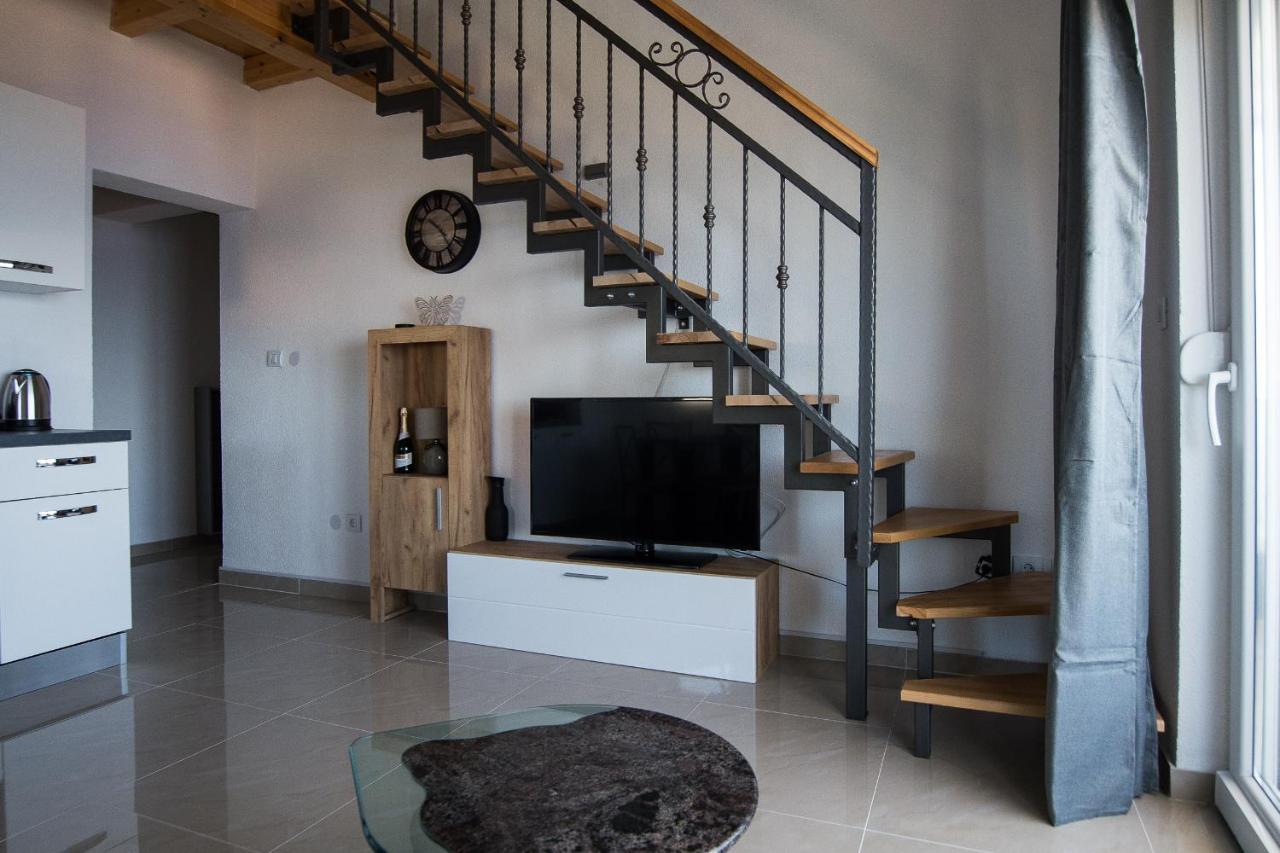 Villa Stipe Jesenice  Zewnętrze zdjęcie